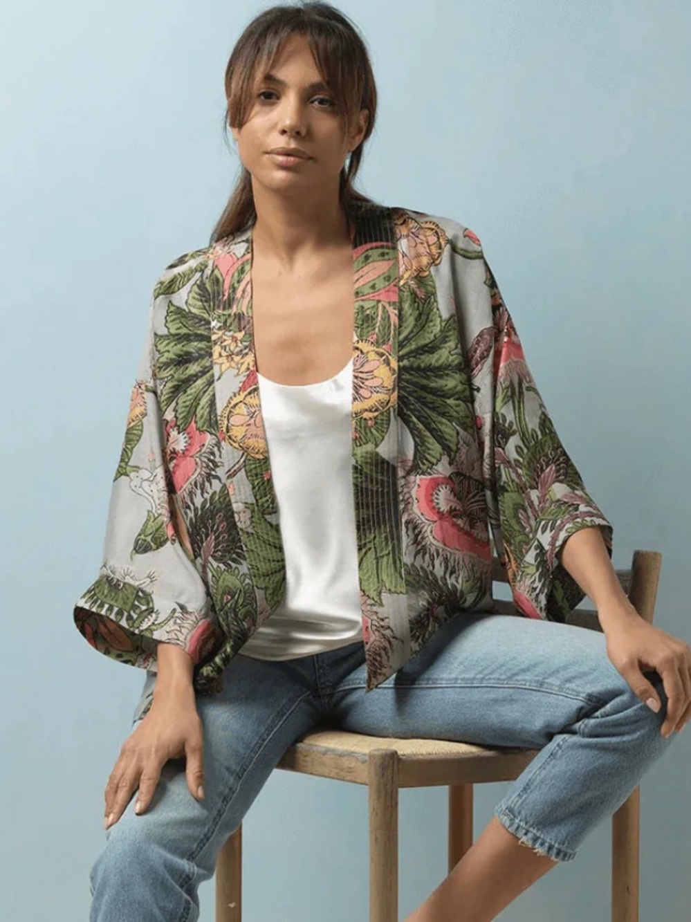 One Hundred Stars Eccentric Blooms Putty Floral Kimono